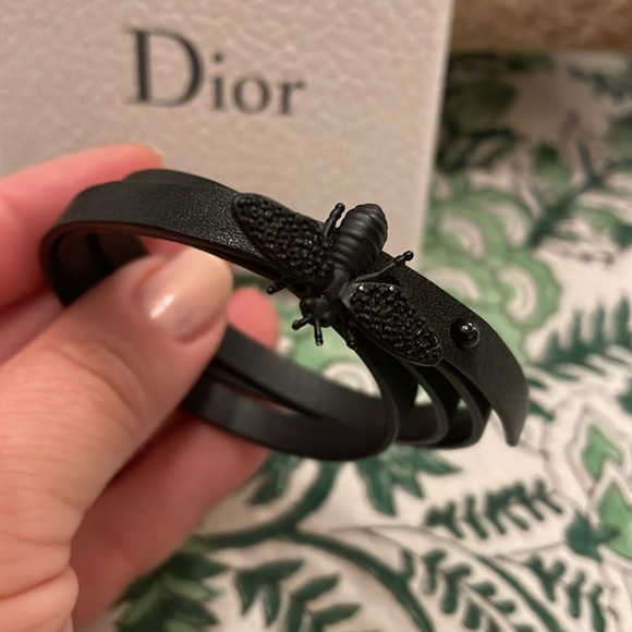 Dior Leather Wrap Bee Bracelet - Picture 2 of 4
